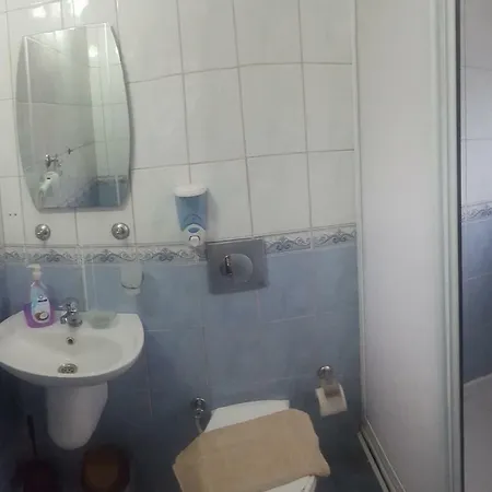 Incilikonak Hotel