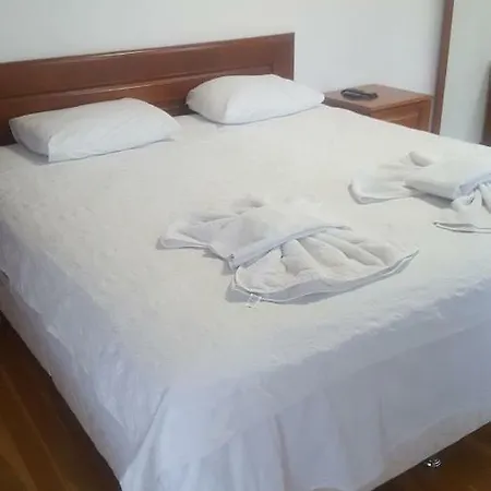 Incilikonak Отель *