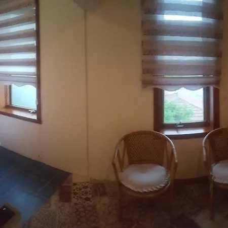 Incilikonak Hotel *