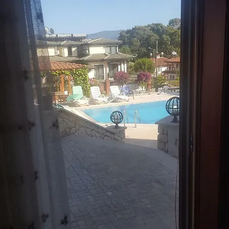 Incilikonak Hotel