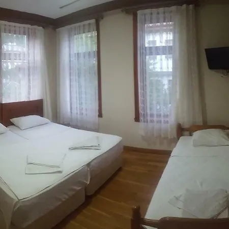 Hotel Incilikonak Ula