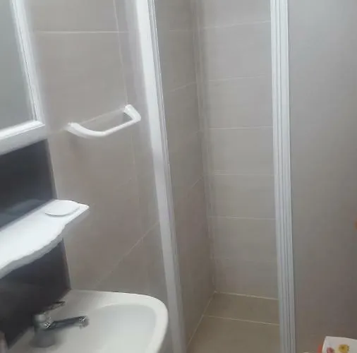 Incilikonak Hotel Ula